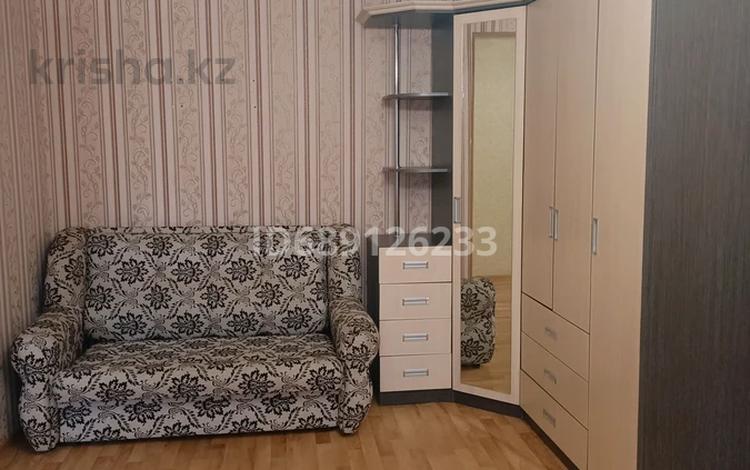 1-комнатная квартира, 33 м², 4/5 этаж помесячно, 1 мая 6 за 110 000 〒 в Павлодаре — фото 2