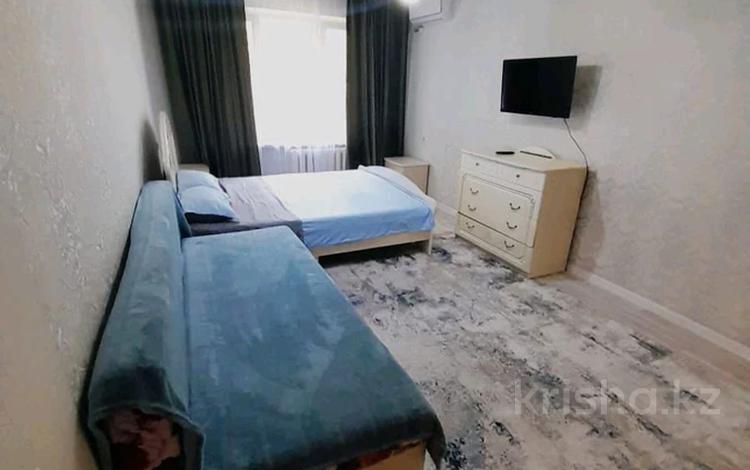 1-бөлмелі пәтер · 33 м² · 1/4 қабат, мкр №12 11 — Абая Алтынсарина, бағасы: 1 500 〒 в Алматы, Ауэзовский р-н — фото 2