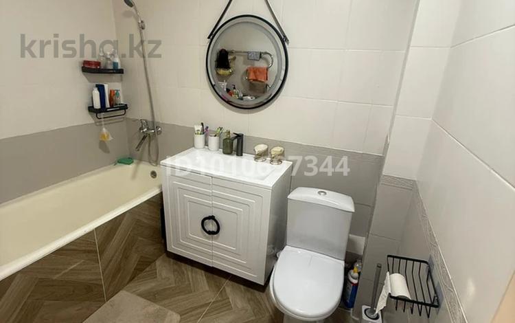 3-бөлмелі пәтер · 65 м² · 1/5 қабат, Абая 157, бағасы: 26 млн ₸ в Таразе — фото 2