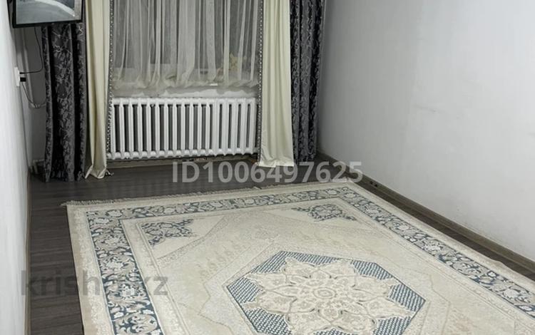 1-комнатная квартира · 38 м² · 3/5 этаж, Ряхова 2а 313 — Әйтеке би мен Шернияз көшесі қиылысында за 7 млн ₸ в Актобе, мкр. Курмыш — фото 2