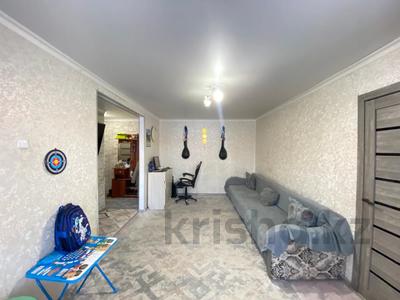 2-бөлмелі пәтер · 44 м² · 1/5 қабат, 13-шағынаудан, бағасы: 10 млн ₸ в Караганде, Алихана Бокейханова р-н