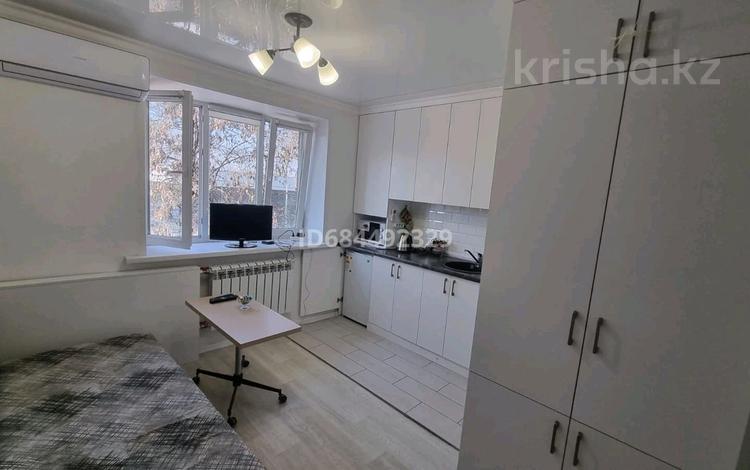 1-комнатная квартира · 15 м² · 3/3 этаж, Желтоксан 24 за 250 000 ₸ в Алматы, Алмалинский р-н — фото 2