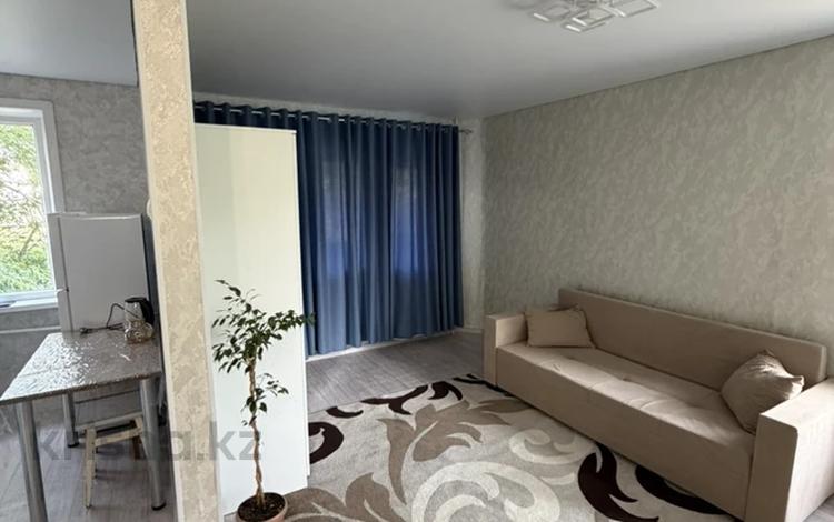 1-комнатная квартира · 30 м² · 3/5 этаж, Майкудук, 12й микрорайон 35 за 140 000 ₸ в Караганде, Алихана Бокейханова р-н — фото 4