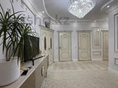 4-бөлмелі пәтер · 140 м² · 2/7 қабат, 17-й мкр 44, бағасы: 52 млн ₸ в Актау