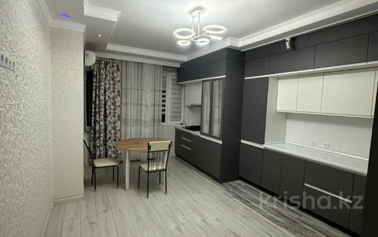 3-комнатная квартира · 111 м² · 6/9 этаж, 17-й мкр 95 за 40 млн ₸ в Актау — фото 2