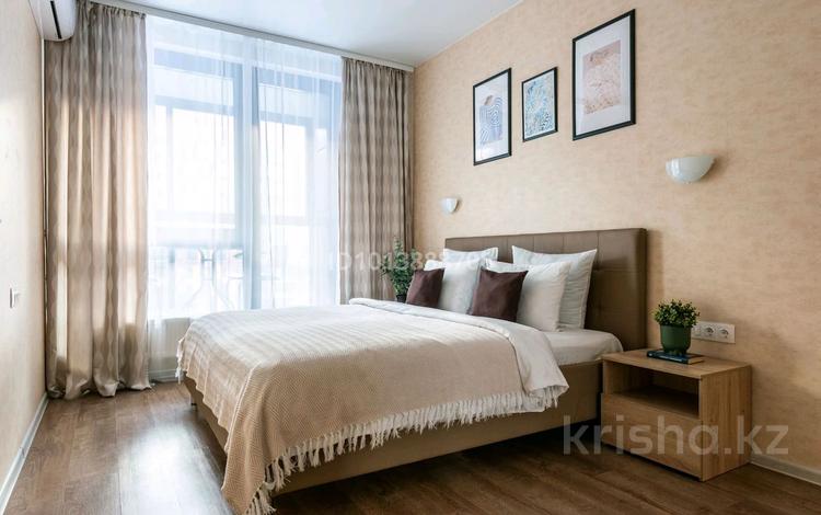1-бөлмелі пәтер · 43 м² · 9/17 қабат, Абая 165 — Тургут Озала, бағасы: 2 500 ₸ в Алматы, Алмалинский р-н — фото 2
