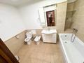 4-бөлмелі пәтер · 170 м² · 15/15 қабат, Ходжанова 76 — Аль-Фараби, бағасы: 120 млн ₸ в Алматы, Бостандыкский р-н — фото 17