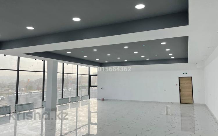 Свободное назначение, офисы, магазины и бутики, склады · 850 м² за 1.5 млн ₸ в Шымкенте, Абайский р-н — фото 2