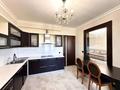 4-бөлмелі пәтер · 165 м² · 15/36 қабат, Кабанбай батыра 11, бағасы: 80 млн ₸ в Астане, Есильский р-н — фото 2