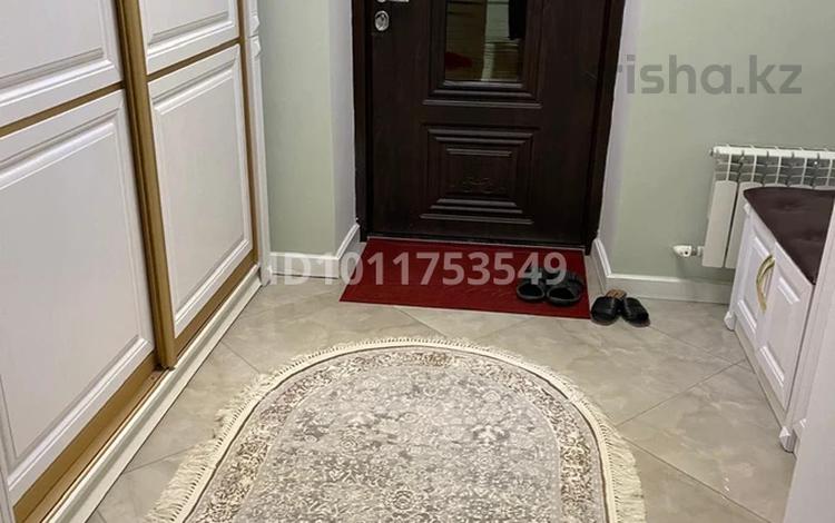 Жеке үй · 7 бөлме · 249.9 м² · 10 сот., мкр Жеруйык, Кенжебай Маденова 11, бағасы: 87 млн ₸ в Атырау — фото 2