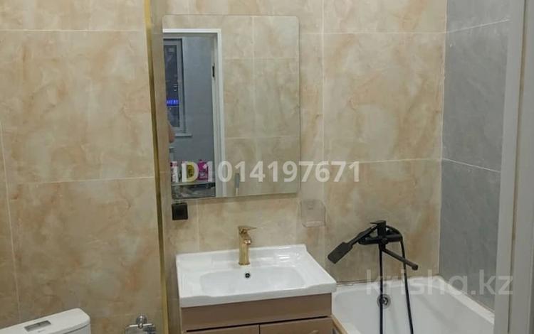 2-бөлмелі пәтер · 52 м² · 4/9 қабат, мкр Шымсити, ул. 189 квартал 241А — Напротив Тары ,Шефролет центр , Байдибек Би рядом, бағасы: 200 000 ₸ в Шымкенте, Абайский р-н — фото 2