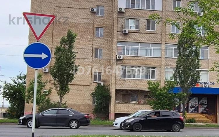 3-комнатная квартира · 59.6 м² · 5/5 этаж, Пр.Азаттык 72б за 20.9 млн 〒 в Атырау — фото 13