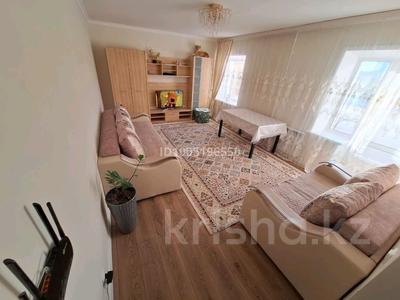 3-бөлмелі пәтер · 64 м² · 4/10 қабат, мкр Юго-Восток, Пр.Строителей 13 — Пр.строителей 13 дом, бағасы: 30 млн ₸ в Караганде, Казыбек би р-н