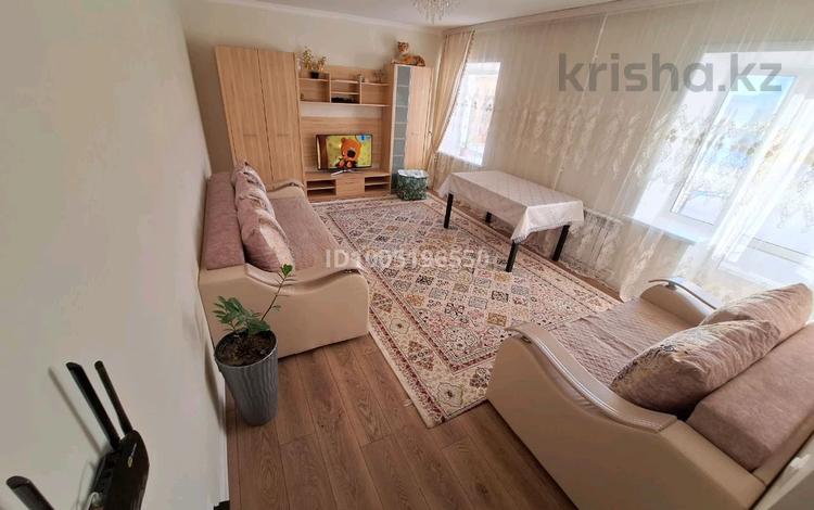 3-бөлмелі пәтер · 64 м² · 4/10 қабат, мкр Юго-Восток, Пр.Строителей 13 — Пр.строителей 13 дом, бағасы: 30 млн ₸ в Караганде, Казыбек би р-н — фото 2