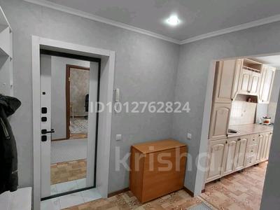 2-комнатная квартира · 52.1 м² · 5/5 этаж, Ихсанова 52 за 16 млн ₸ в Уральске, мкр Школьник