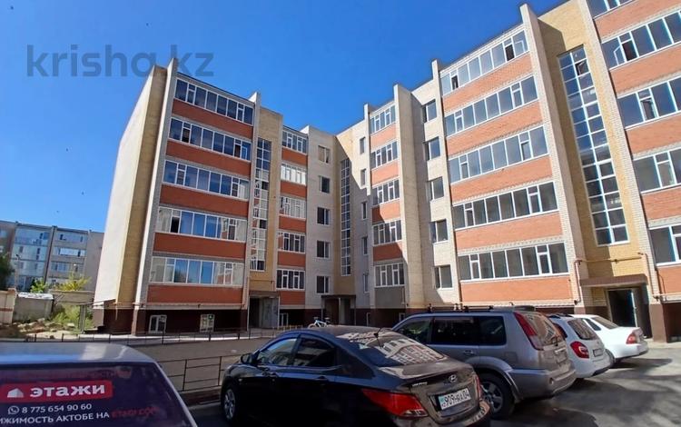 2-комнатная квартира · 71.7 м² · 1/5 этаж, Старый город, Асау барак за 18 млн ₸ в Актобе — фото 7