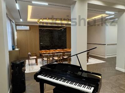 6-комнатная квартира · 310 м² · 6/7 этаж, Мкр «Мирас» 31 за 500 млн 〒 в Алматы, Бостандыкский р-н