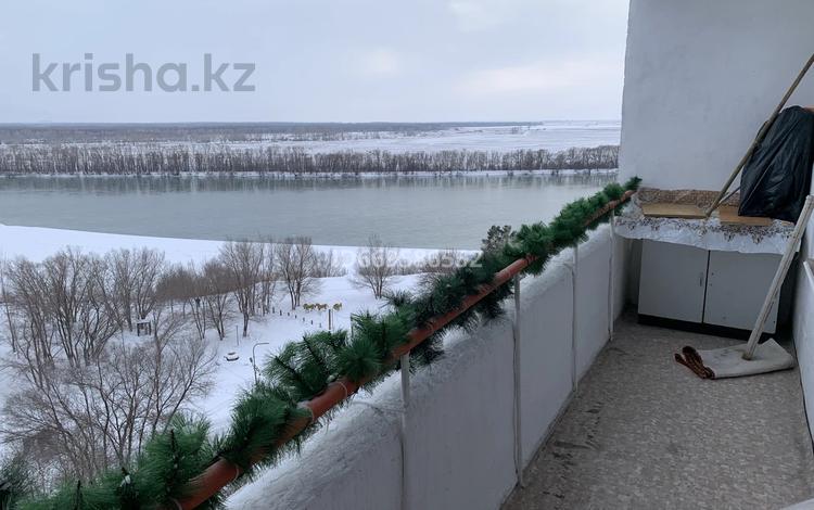 2-комнатная квартира · 47 м² · 10/10 этаж, Торайгырова 6 за 240 000 ₸ в Павлодаре — фото 12