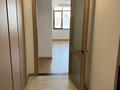 3-бөлмелі пәтер · 90 м² · 8/18 қабат, Ракымжан Кошкарбаев 8, бағасы: 81 млн ₸ в Астане, Сарайшык р-н — фото 2