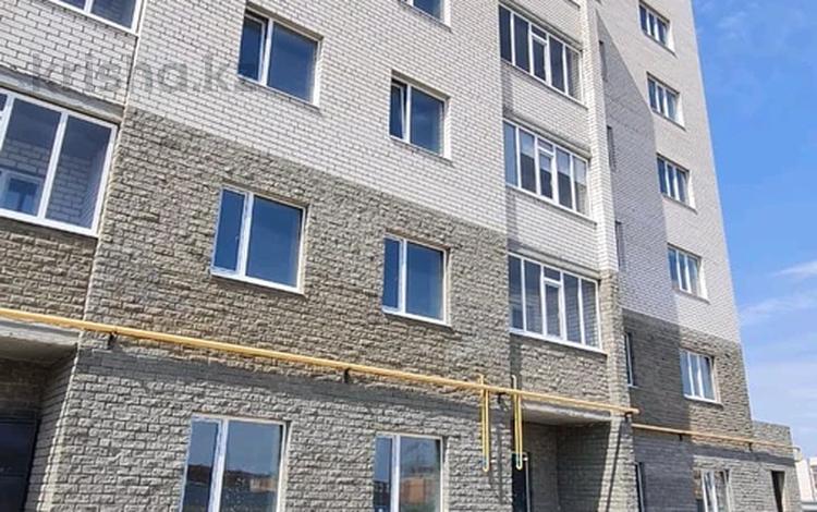 Свободное назначение, офисы, магазины и бутики, общепит, салоны красоты, медцентры и аптеки, образование · 300 м² за 115 млн ₸ в Актобе, мкр. Алтын орда — фото 2
