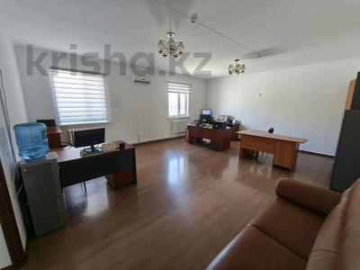 Свободное назначение, офисы, склады, салоны красоты, медцентры и аптеки, образование · 591 м² за 85 млн 〒 в 