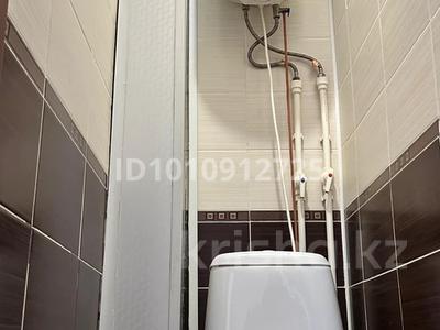 1-комнатная квартира · 30 м² · 5/5 этаж, Майкудук, мкр Восток-2 11 за 13 млн 〒 в Караганде, Алихана Бокейханова р-н