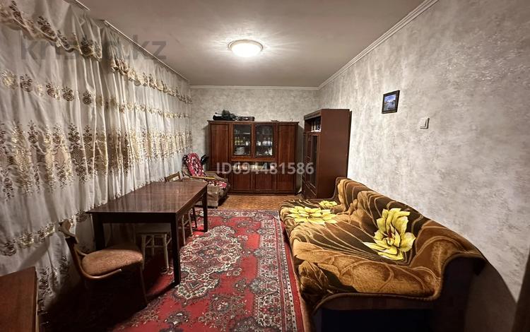 3-комнатная квартира, 58 м², 1/5 этаж, мкр №6 50 — Саина-Абая за 30.5 млн 〒 в Алматы, Ауэзовский р-н — фото 2