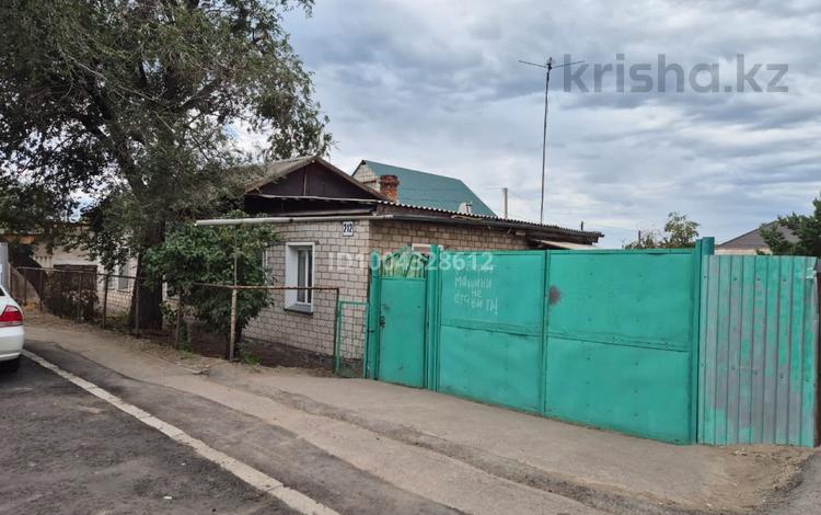 Отдельный дом · 3 комнаты · 100 м² · 5.5 сот., Абая 212 — Толстого за ~ 47.8 млн ₸ в Павлодаре — фото 2