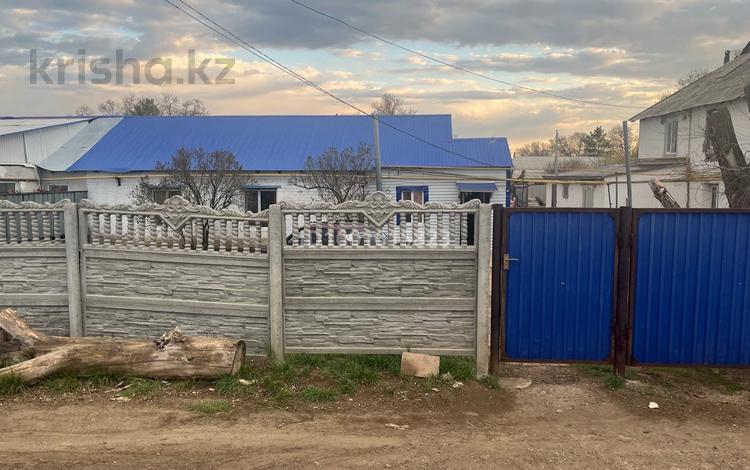 Часть дома · 4 комнаты · 60 м² · 15 сот., Абая 6/3 за 11 млн 〒 в Актобе — фото 2