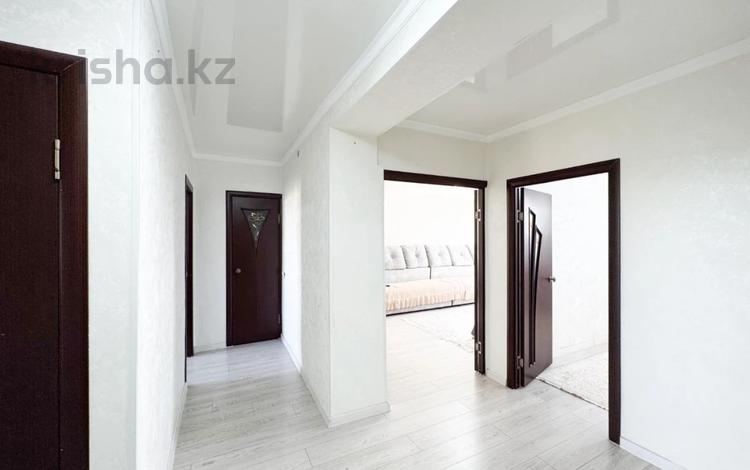 3-комнатная квартира · 70 м² · 5/5 этаж, Каратал 61 — Многопрофильная за 28.3 млн ₸ в Жетысу обл. — фото 9