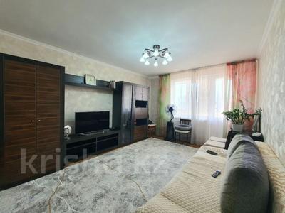 2-комнатная квартира · 53 м² · 7/9 этаж, Карбышева 48 за 23 млн 〒 в Усть-Каменогорске