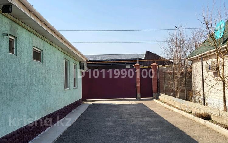 Отдельный дом · 4 комнаты · 100 м² · 6 сот., ул. Кожаберген жырау 62 — Позади рынка "Кенжехан" за 90 млн ₸ в Алматы, Алатауский р-н — фото 2