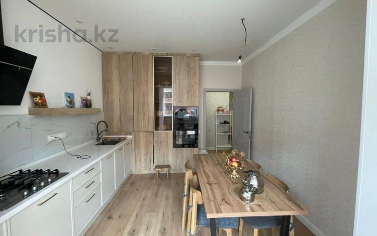 3-комнатная квартира · 104 м² · 3/5 этаж, мкр. Алтын орда за 45 млн ₸ в Актобе — фото 3