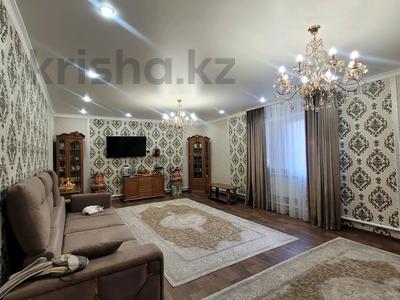 Отдельный дом · 4 комнаты · 270 м² · 5 сот., Абая за 100 млн 〒 в Павлодаре