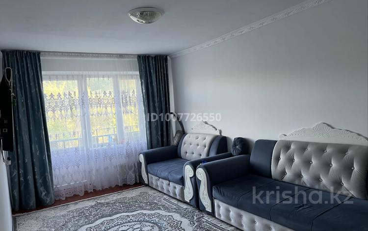 2-комнатная квартира · 43 м² · 4/5 этаж, Жеңіс 2 за 8 млн 〒 в Текели — фото 2