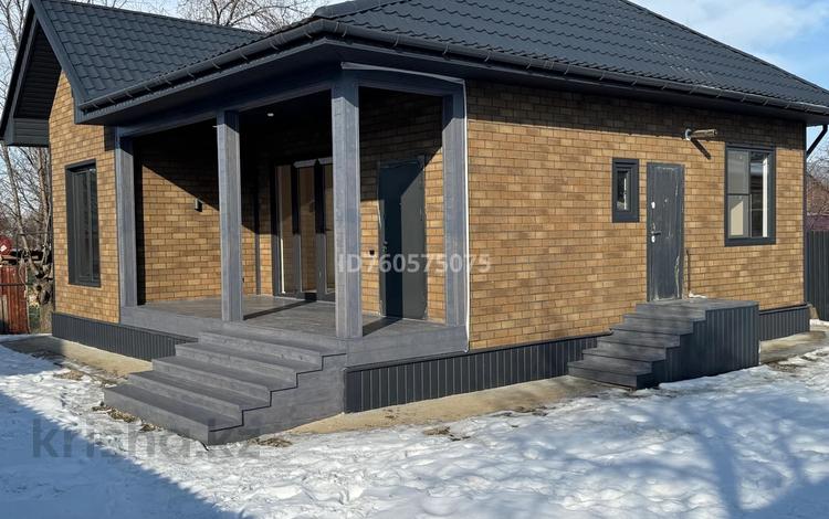 Отдельный дом · 3 комнаты · 87 м² · 3.5 сот., Инкарбекова 56 за 46 млн 〒 в Кыргауылдах — фото 2