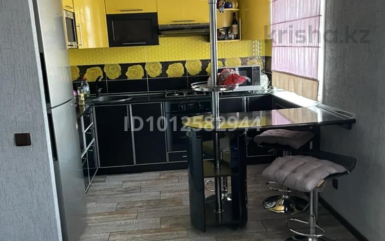 3-комнатная квартира · 90 м² · 2/2 этаж, Буденного — Возле детского сада за 16 млн ₸ в Лисаковске — фото 9