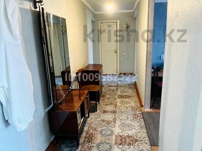 3-комнатная квартира · 64 м² · 9/10 этаж, Шакарима 20 — Центр, Детский мир за 200 000 〒 в Семее