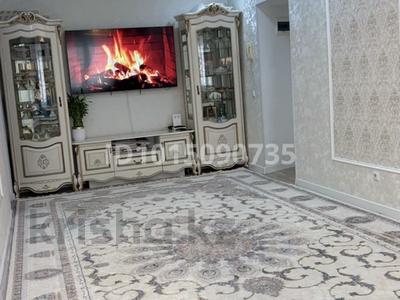 4-комнатная квартира · 97 м² · 5/5 этаж, 27-й мкр 80 за 26 млн ₸ в Актау