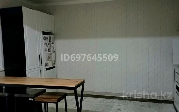 1-комнатная квартира · 32.7 м² · 6/6 этаж, мкр 6 56 за 10 млн ₸ в Актобе — фото 10
