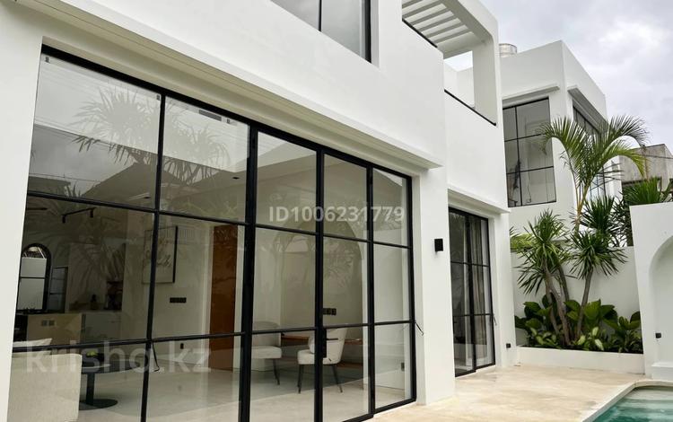 Отдельный дом · 3 комнаты · 168 м² · 193 сот., Naga за 200 млн 〒 в Кута — фото 2