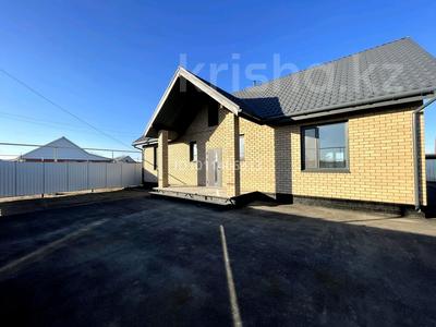 Жеке үй · 4 бөлме · 110 м² · 6 сот., Микрорайон Береке, Микрорайон Береке — Достык, бағасы: 69 млн 〒 в Костанае