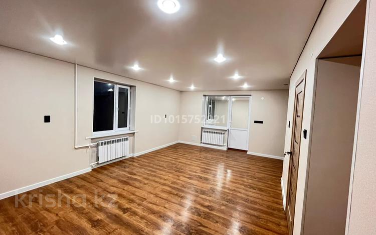 1-комнатная квартира · 62 м² · 2/4 этаж, Валиханова 12 за 12.5 млн ₸ в  — фото 2