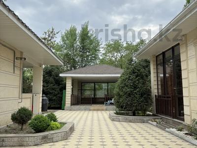 Отдельный дом · 5 комнат · 230 м² · 8 сот., мкр Горный Гигант — Жамакаева за 399 млн 〒 в Алматы, Медеуский р-н