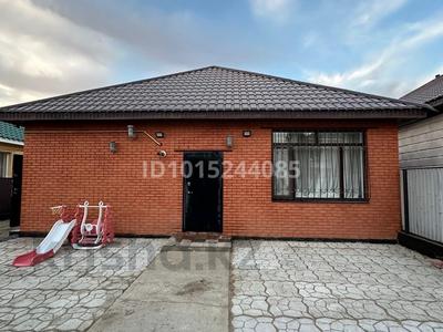 Жеке үй · 3 бөлме · 90 м² · 5 жүзд., Алтын орда ш/а., Ск Айболит 67а, бағасы: 24 млн ₸ в Актобе, мкр. Алтын орда