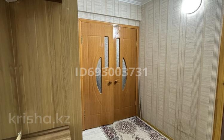 4-комнатная квартира, 59.3 м², 1/5 этаж, Сабитова 20 за 18.5 млн 〒 в Балхаше — фото 2