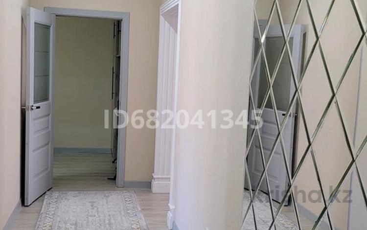 3-бөлмелі пәтер · 80 м² · 6/7 қабат, 19-й мкр 21, бағасы: 30 млн ₸ в Актау — фото 2