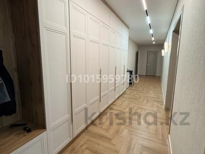 4-бөлмелі пәтер · 140 м² · 7/9 қабат, Бабатайулы13 1, бағасы: 85 млн ₸ в Семее