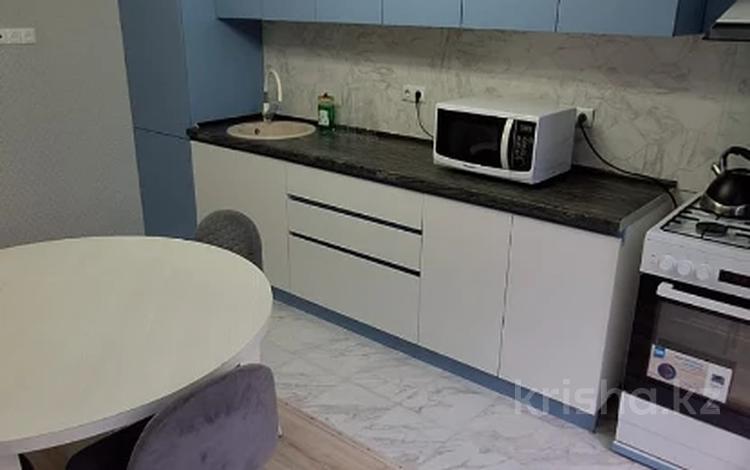 2-комнатная квартира · 63 м² · 1/5 этаж, мкр Думан-2 за 47.5 млн ₸ в Алматы, Медеуский р-н — фото 11