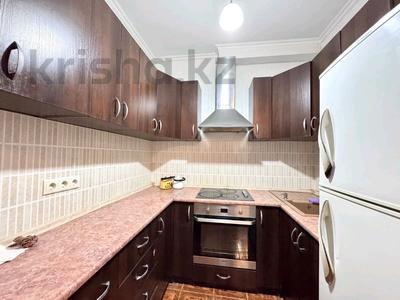 2-комнатная квартира · 55 м² · 11/17 этаж · помесячно, Тауелсиздик 34 за 230 000 〒 в Астане, Алматы р-н